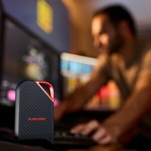 SanDisk Extreme PRO 2TB Portable USB-C 3.2 Gen 2x2 SSD